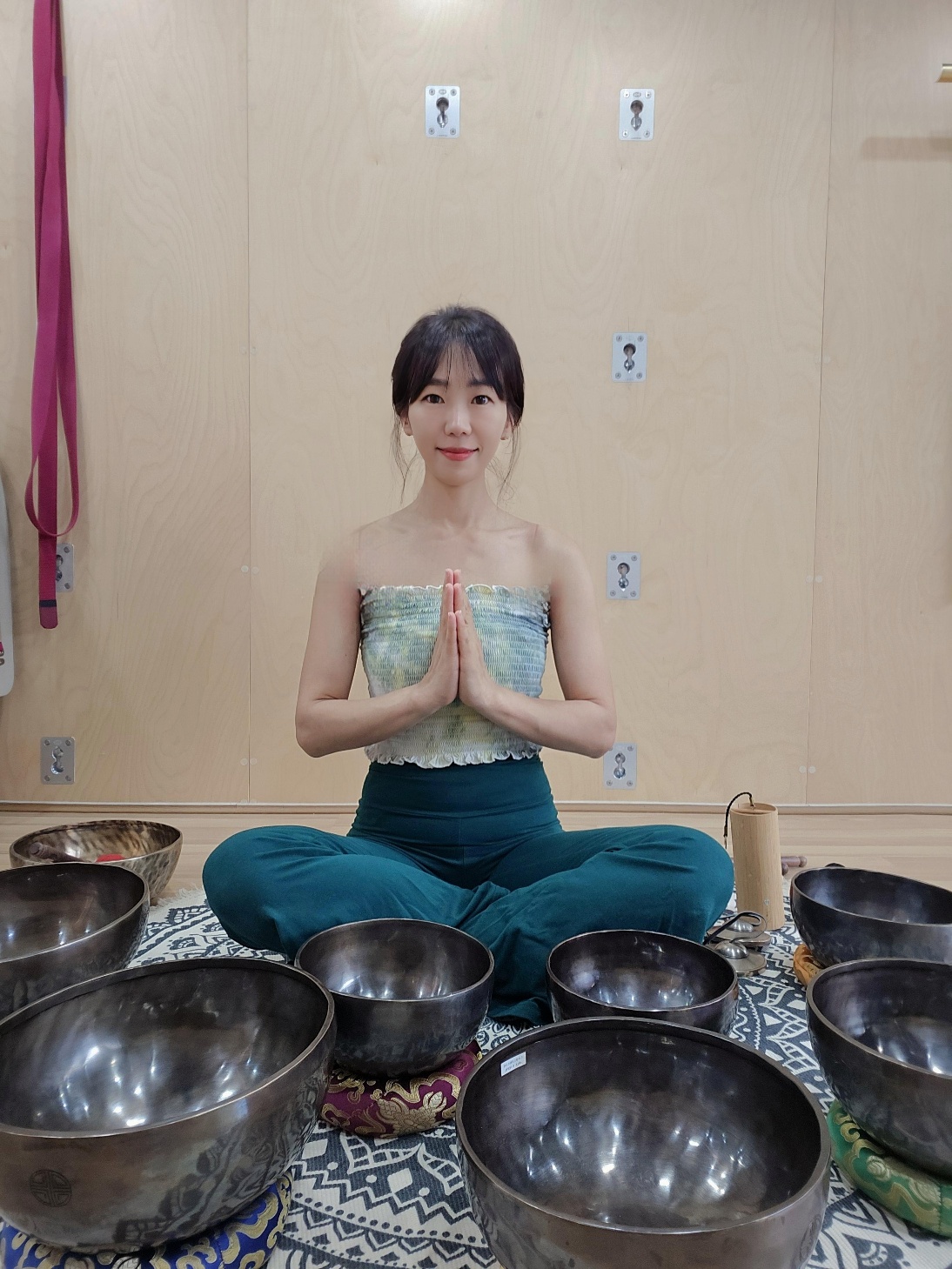 마음챙김와 요가, 그리고 싱잉볼 – 소리와 호흡으로 만나는 깊은 치유